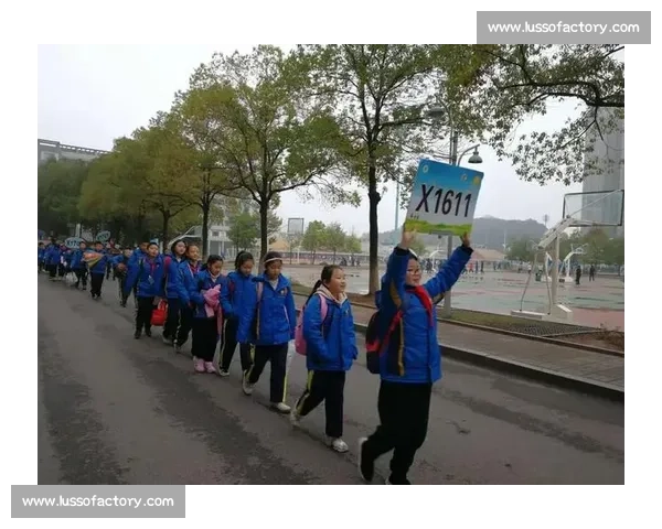 在色彩与梦想交汇中成长的难忘绘画比赛作文记忆一次青春体验心路