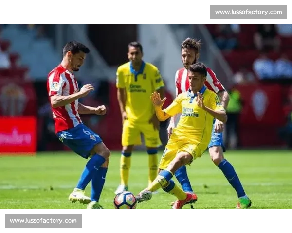 延边比赛成为焦点两队战术对决引发球迷热烈讨论与期待赛季前瞻分析